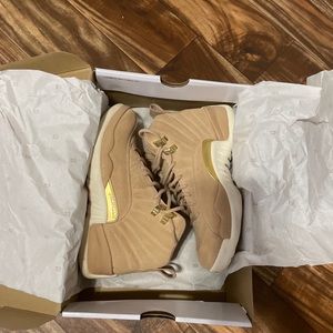 wmns air jordan retro 12.